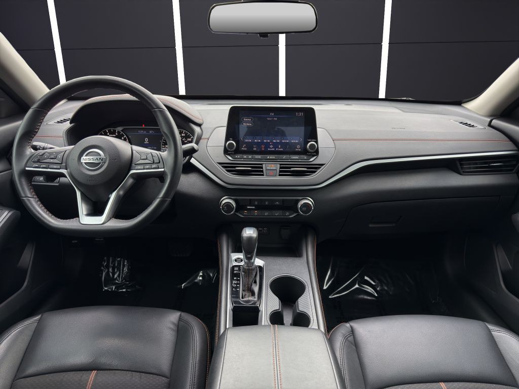 2022 Nissan Altima Image 13
