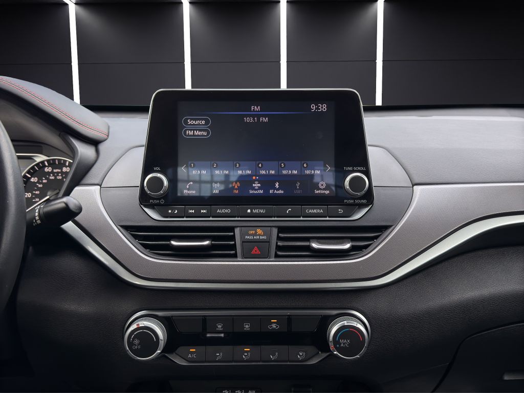 2024 Nissan Altima Image 18