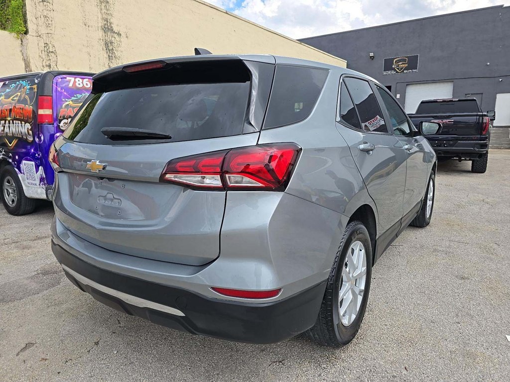 2023 Chevrolet Equinox Image 2