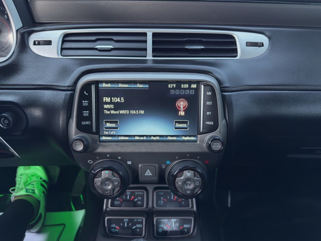 2014 Chevrolet Camaro Image 17