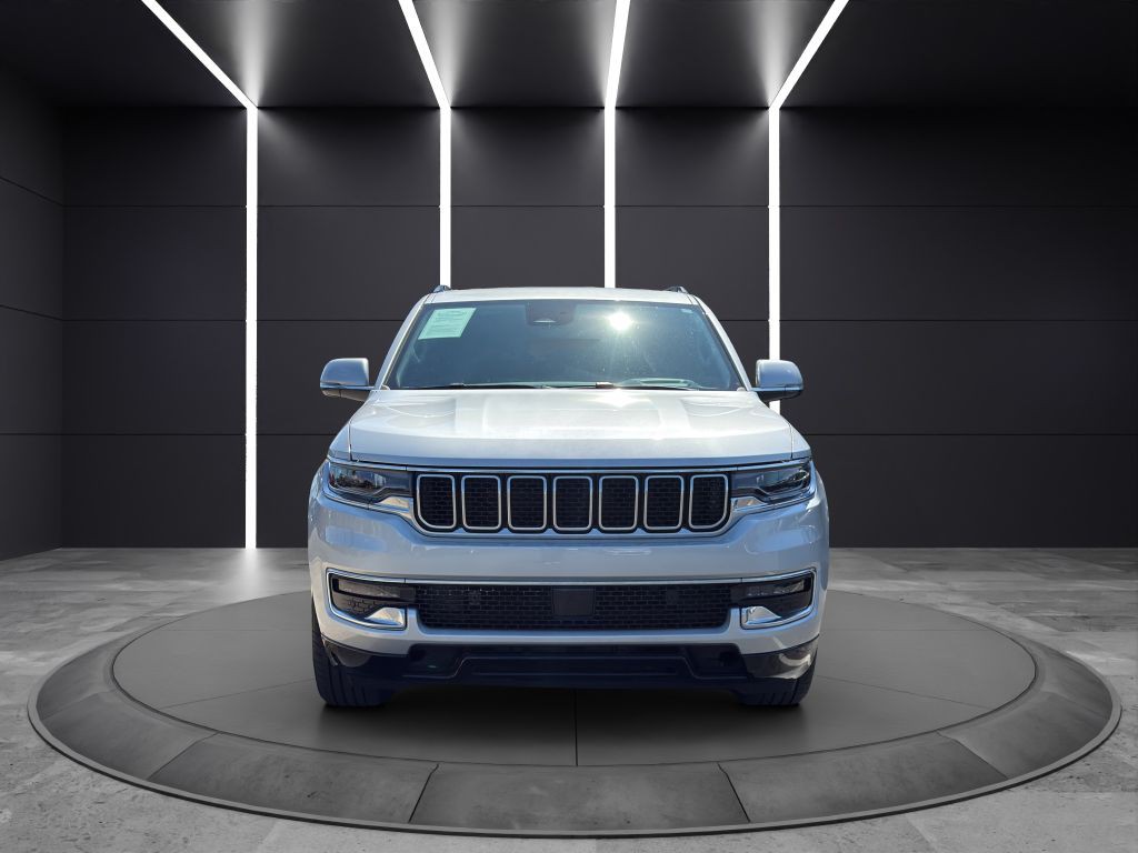 2022 Jeep Wagoneer Image 1