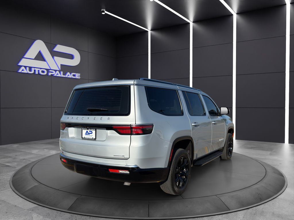 2022 Jeep Wagoneer Image 6