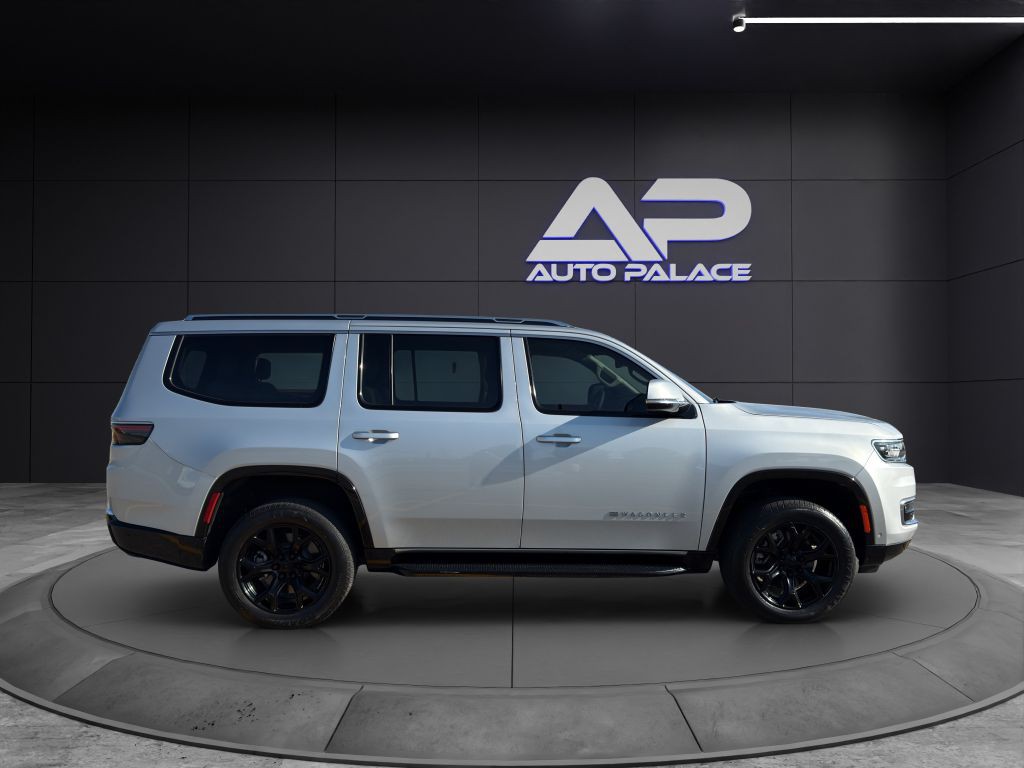 2022 Jeep Wagoneer Image 8