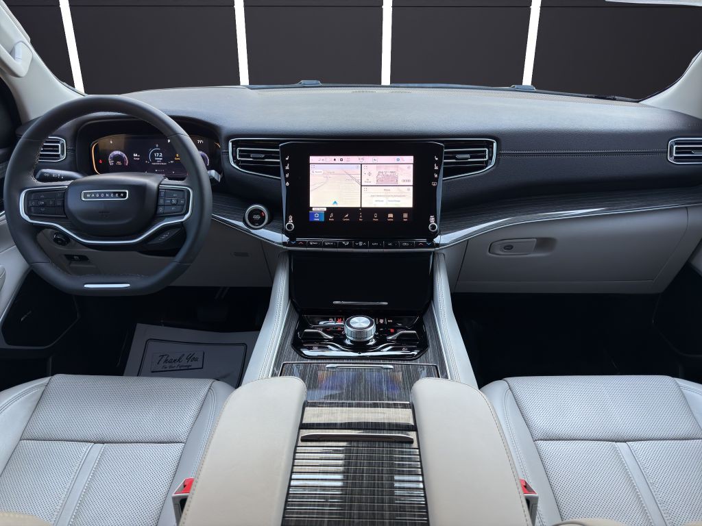 2022 Jeep Wagoneer Image 13