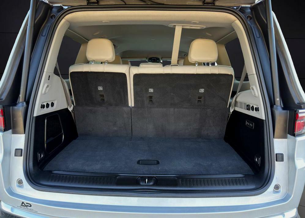 2022 Jeep Wagoneer Image 23