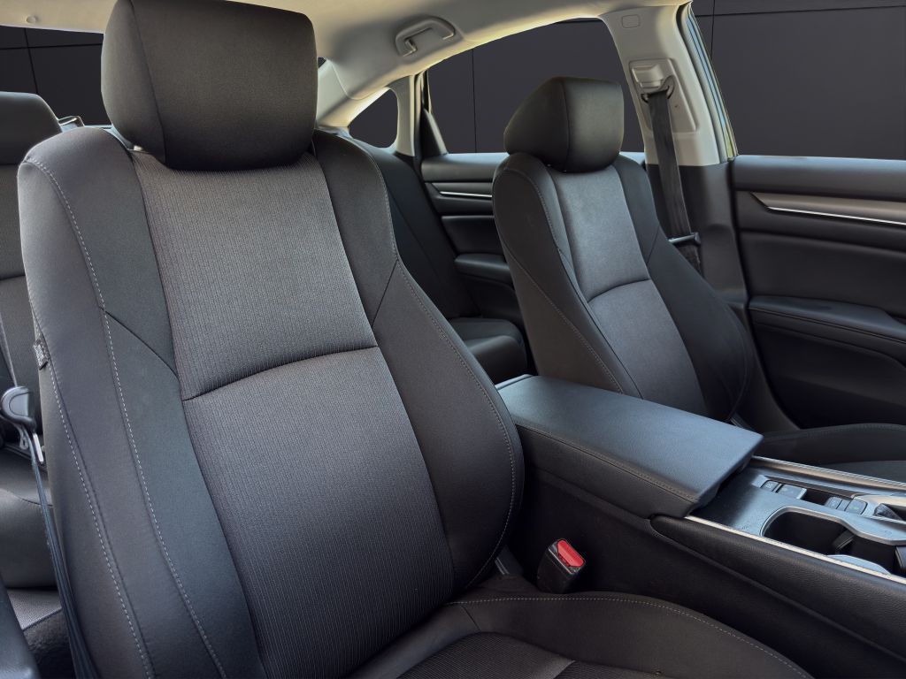 2021 Honda Accord Image 14
