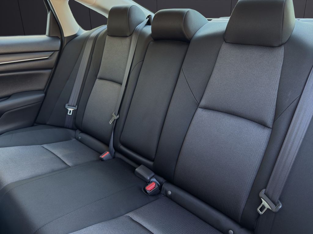 2021 Honda Accord Image 21
