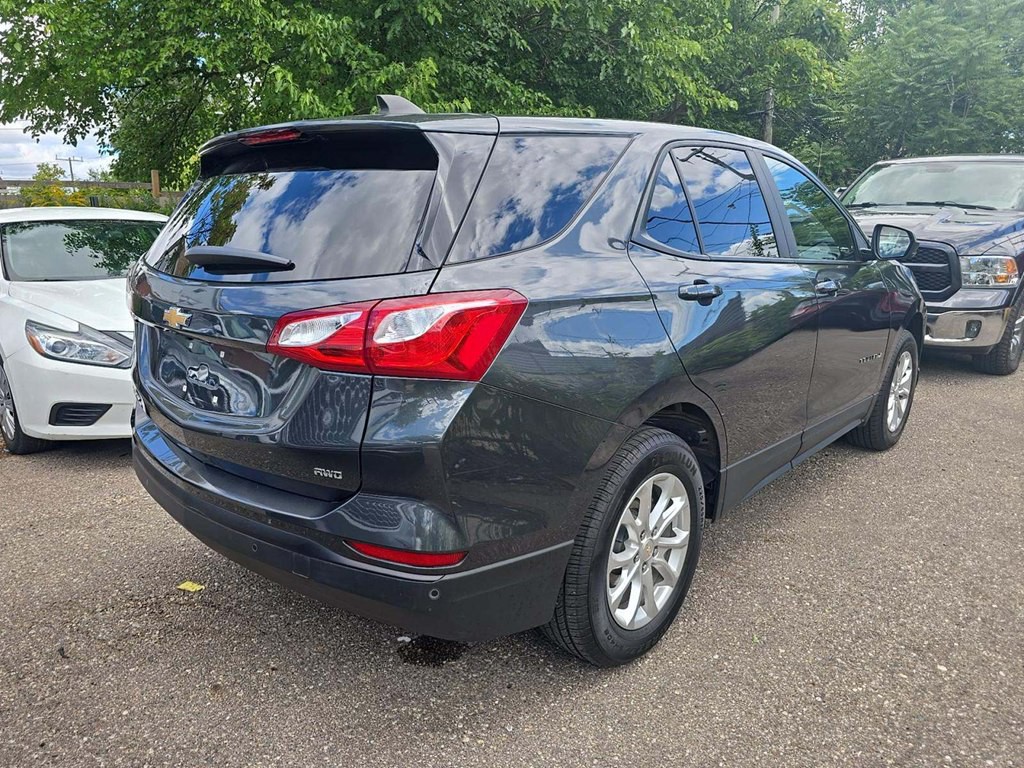 2021 Chevrolet Equinox Image 2