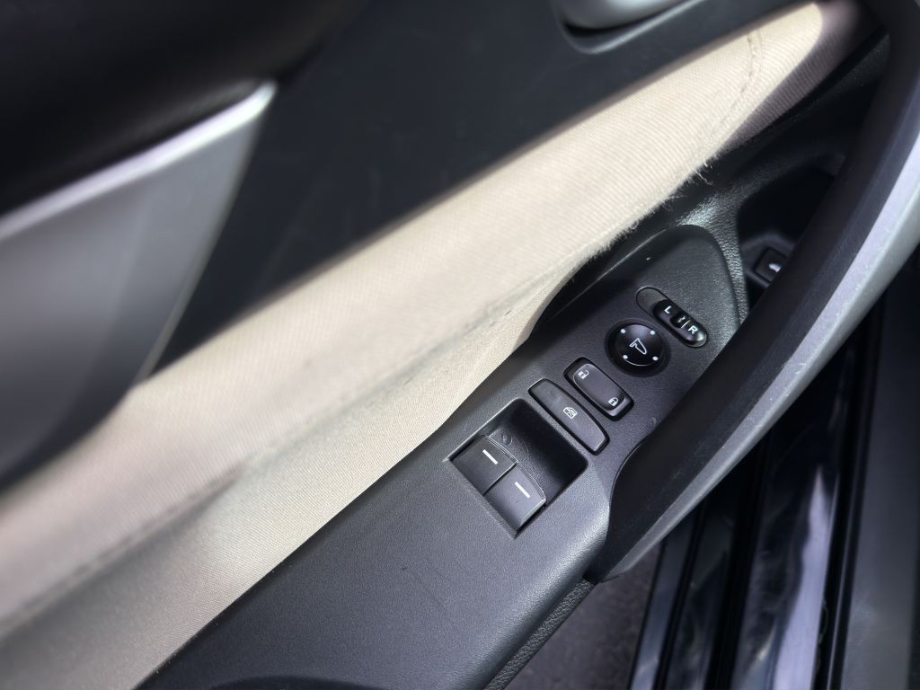 2017 Honda Civic Image 11