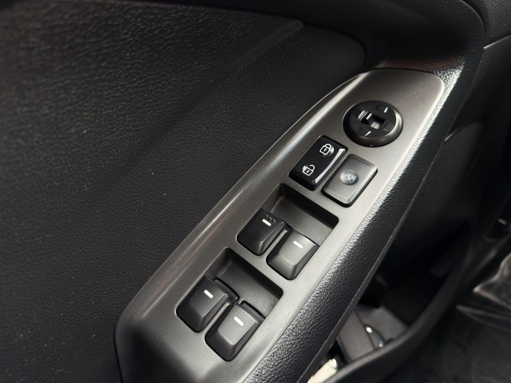 2017 Kia Forte Image 11