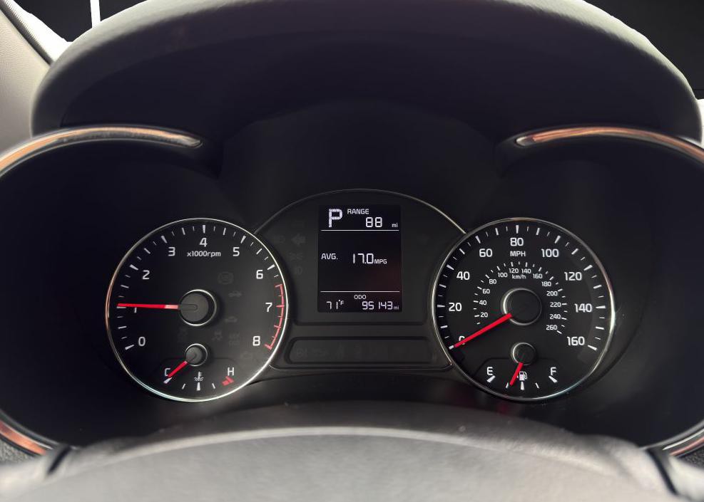 2017 Kia Forte Image 17