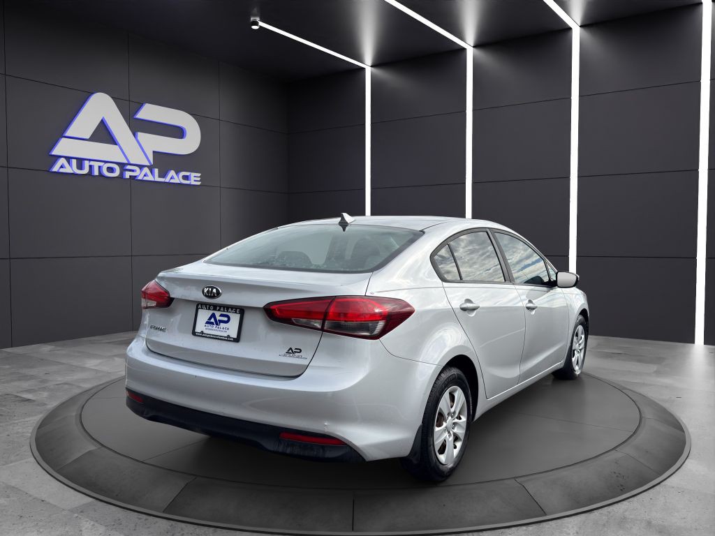 2018 Kia Forte Image 6