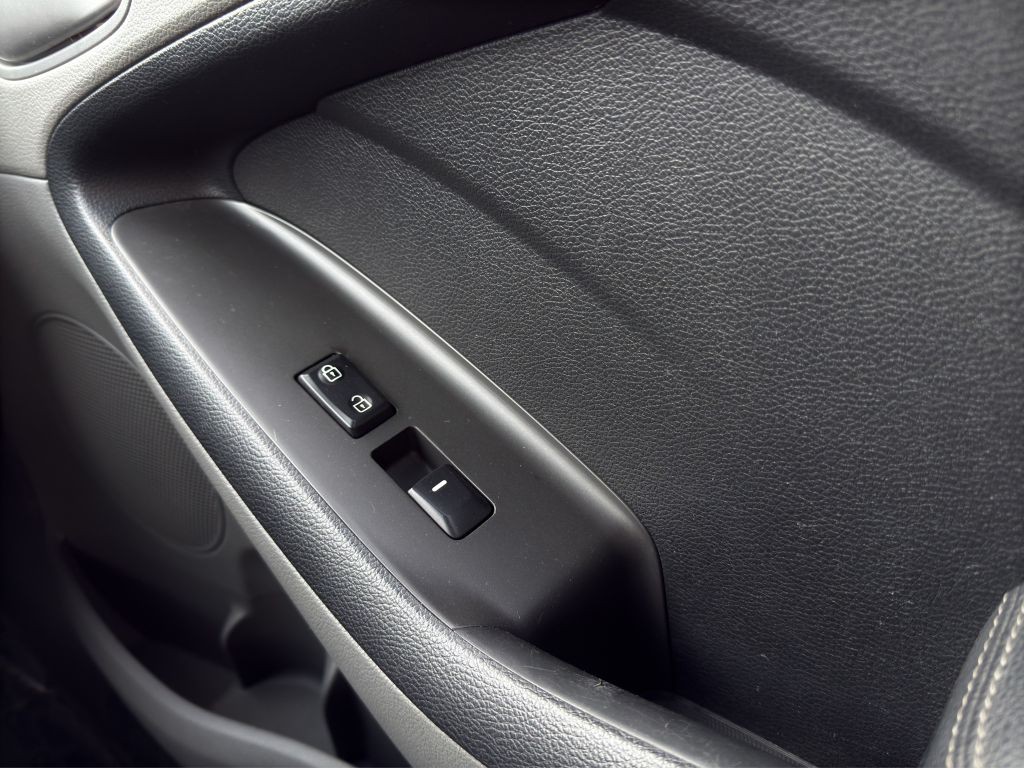 2018 Kia Forte Image 14