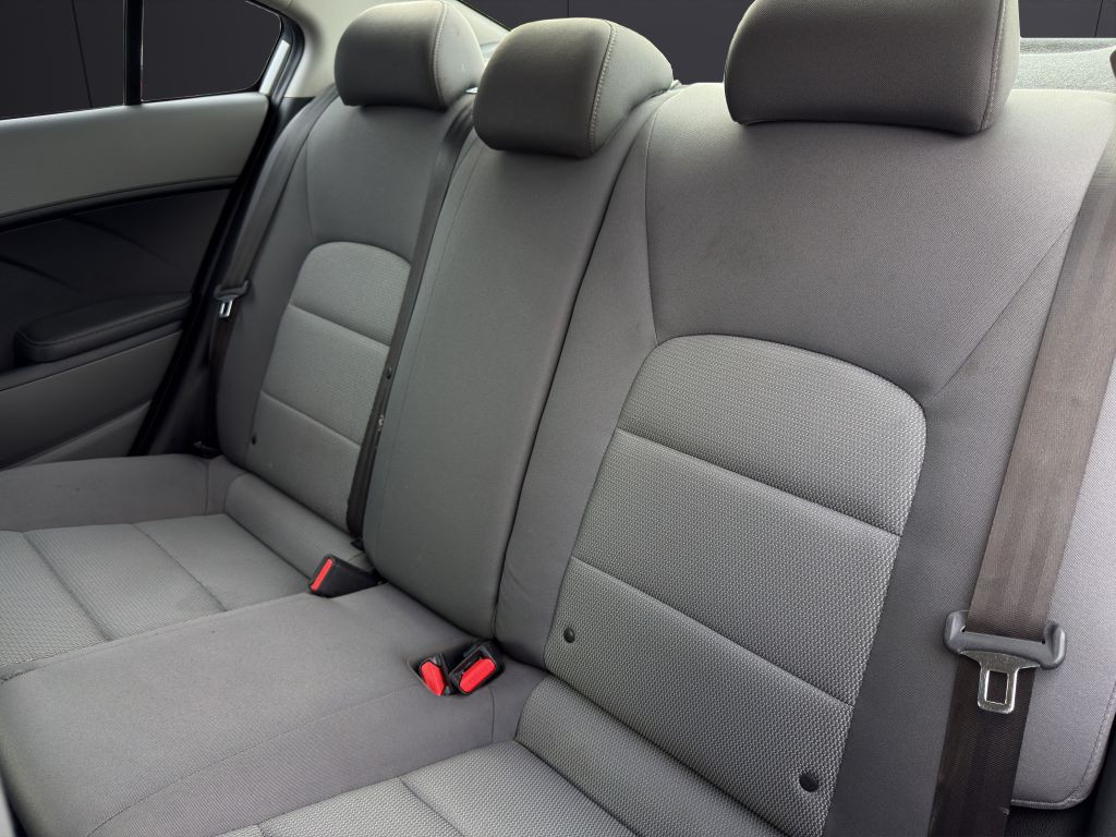 2018 Kia Forte Image 20