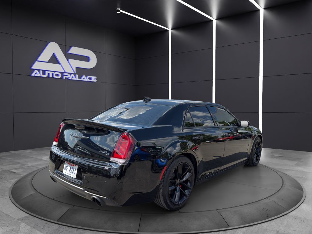 2023 Chrysler 300 Image 6