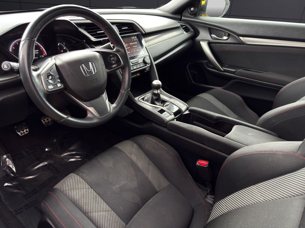2018 Honda Civic Image 12