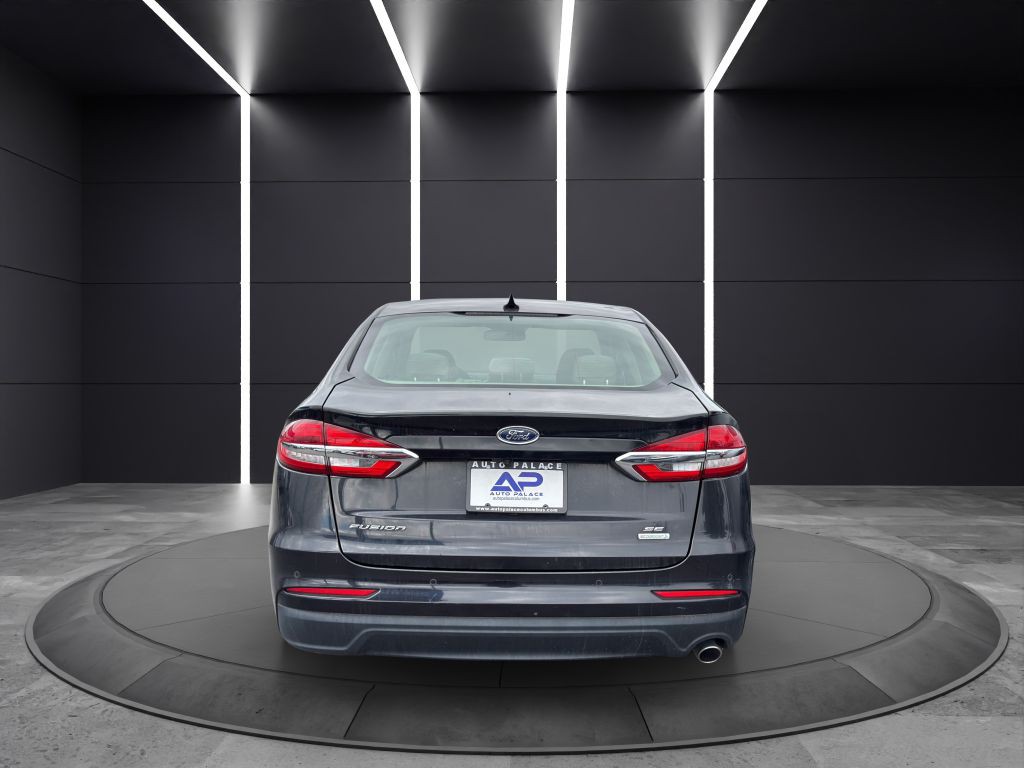 2020 Ford Fusion Image 5