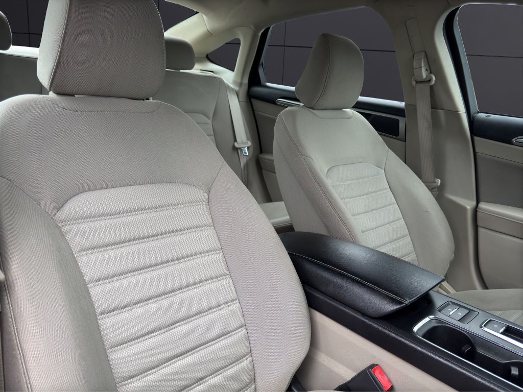 2020 Ford Fusion Image 14