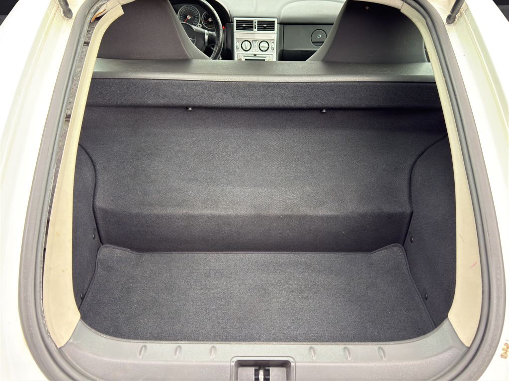 2004 Chrysler Crossfire Image 16