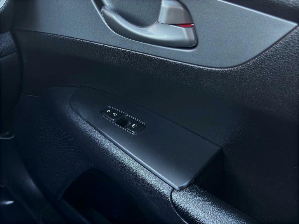 2021 Kia Forte Image 15