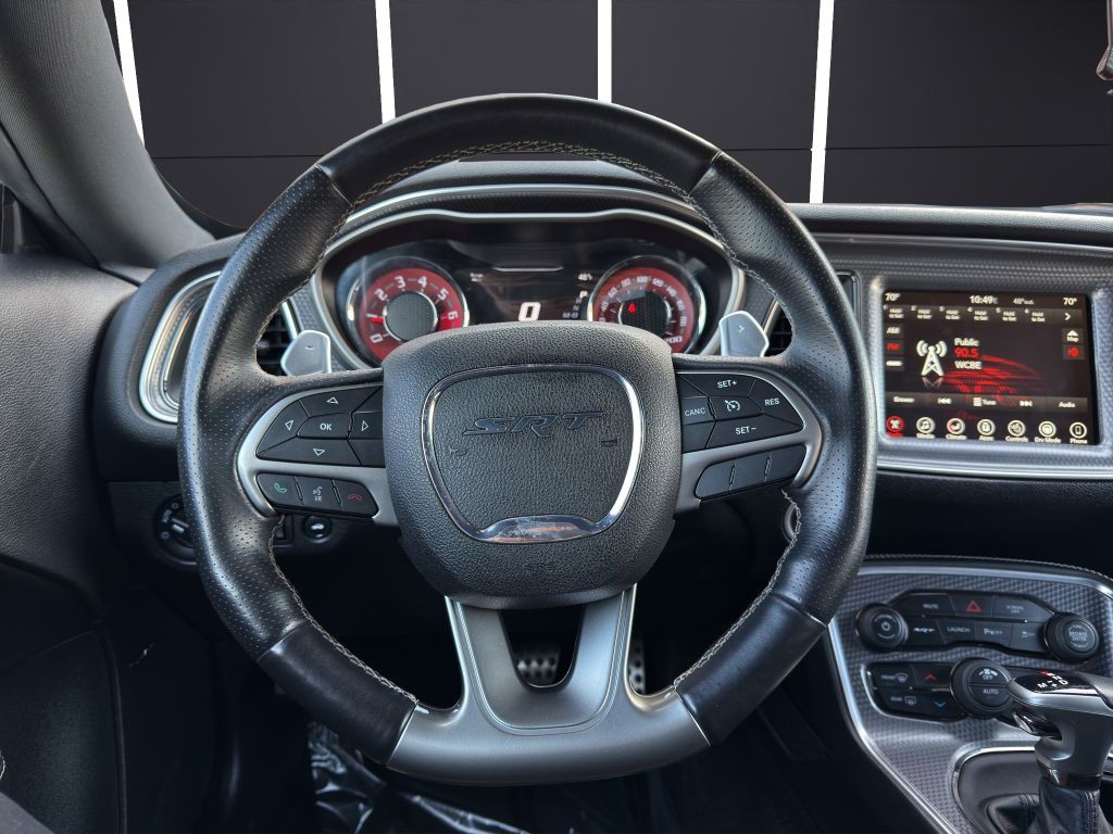 2017 Dodge Challenger Image 16