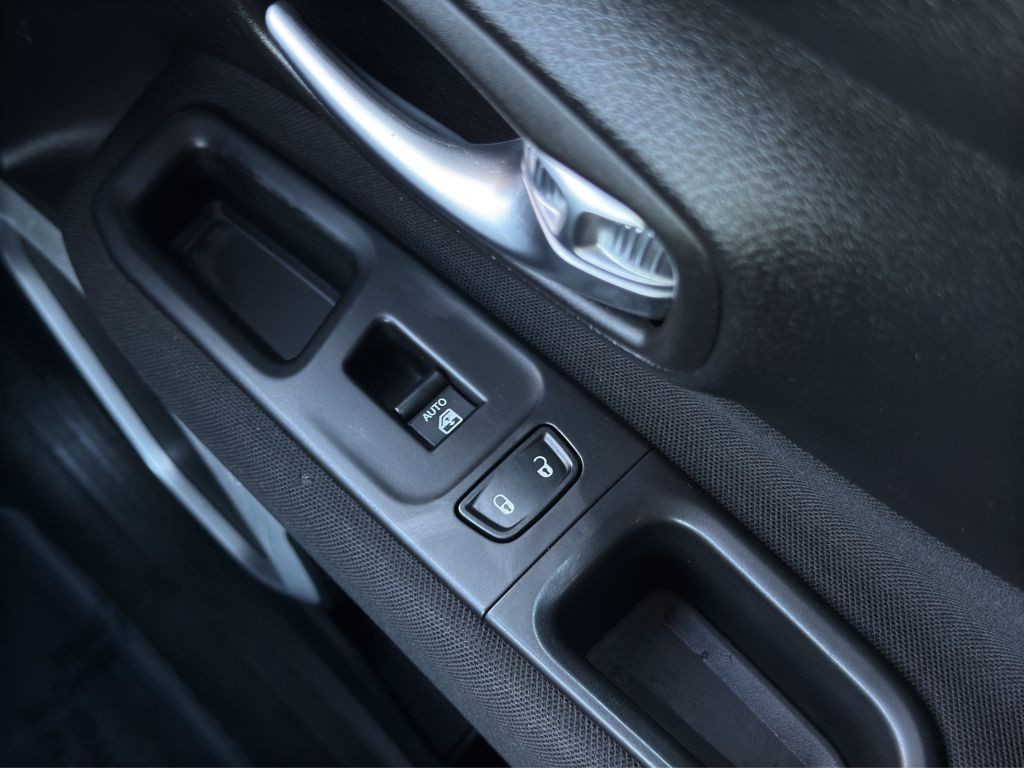 2018 Jeep Renegade Image 15