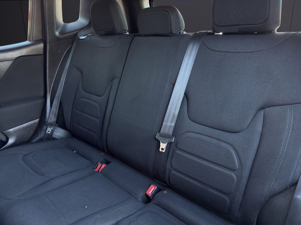 2018 Jeep Renegade Image 20