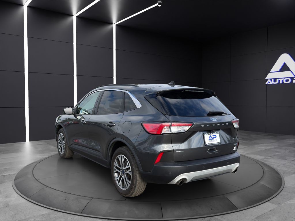 2020 Ford Escape Image 4
