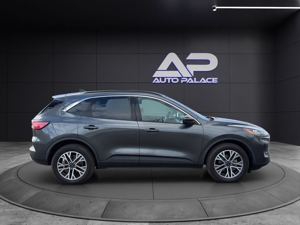 2020 Ford Escape Image 8