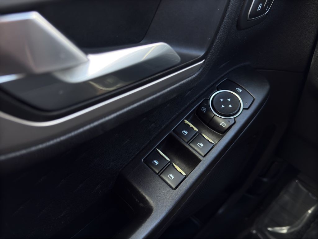 2020 Ford Escape Image 11