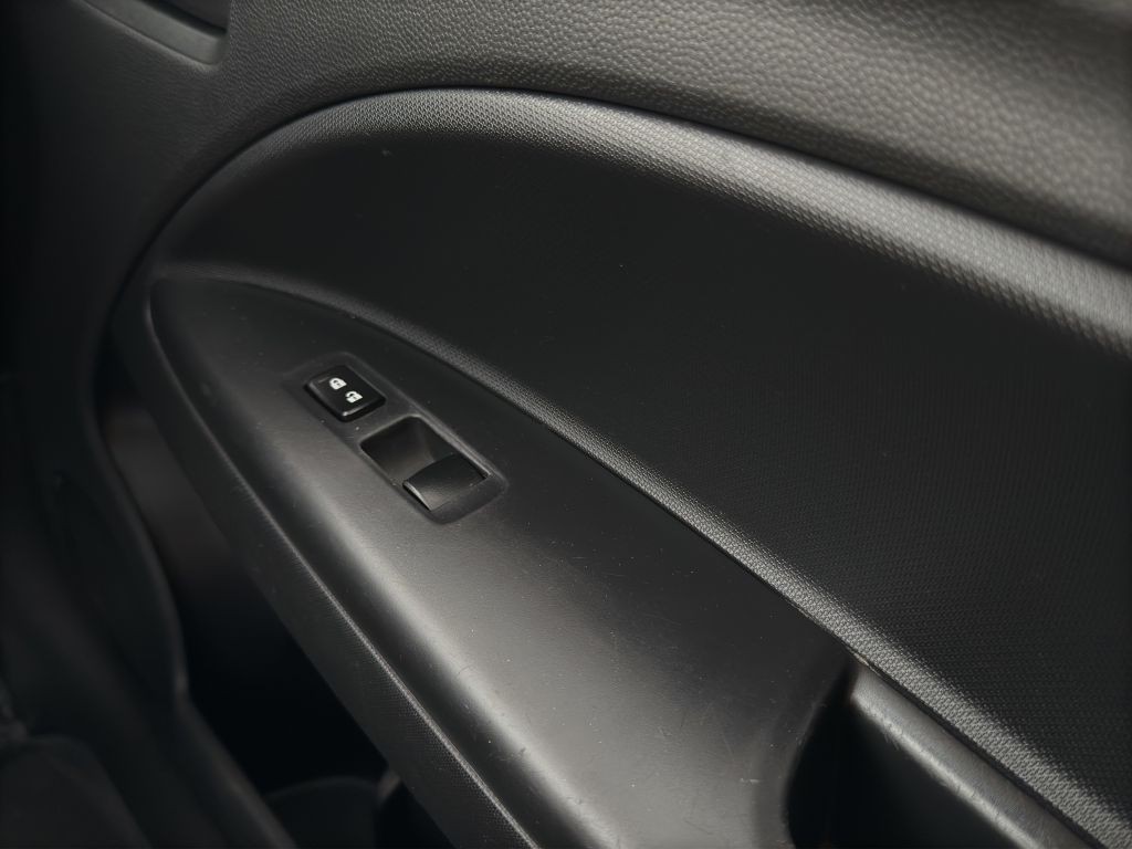 2021 Mitsubishi Mirage Image 15