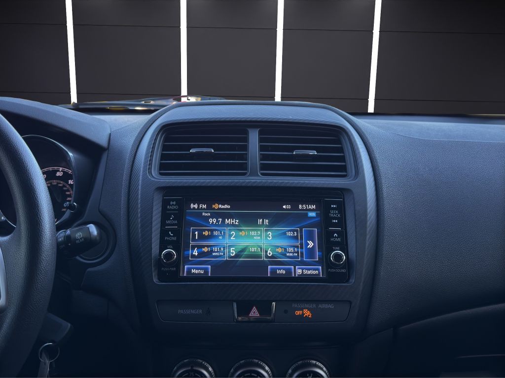 2020 Mitsubishi Outlander Image 17