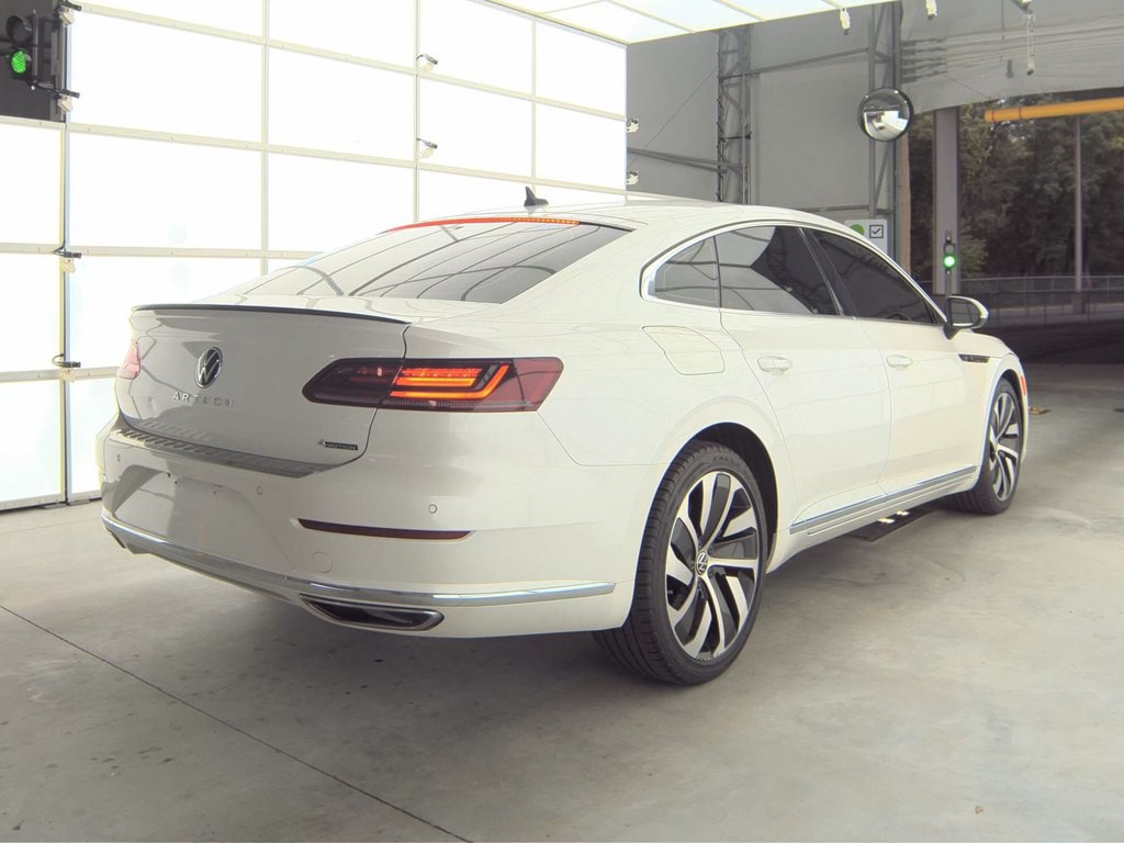 2021 Volkswagen Arteon Image 2