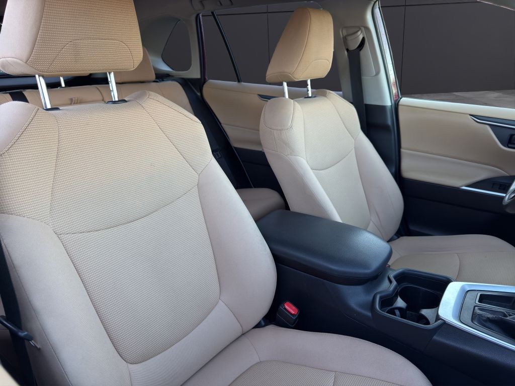 2021 Toyota Rav4 Image 14