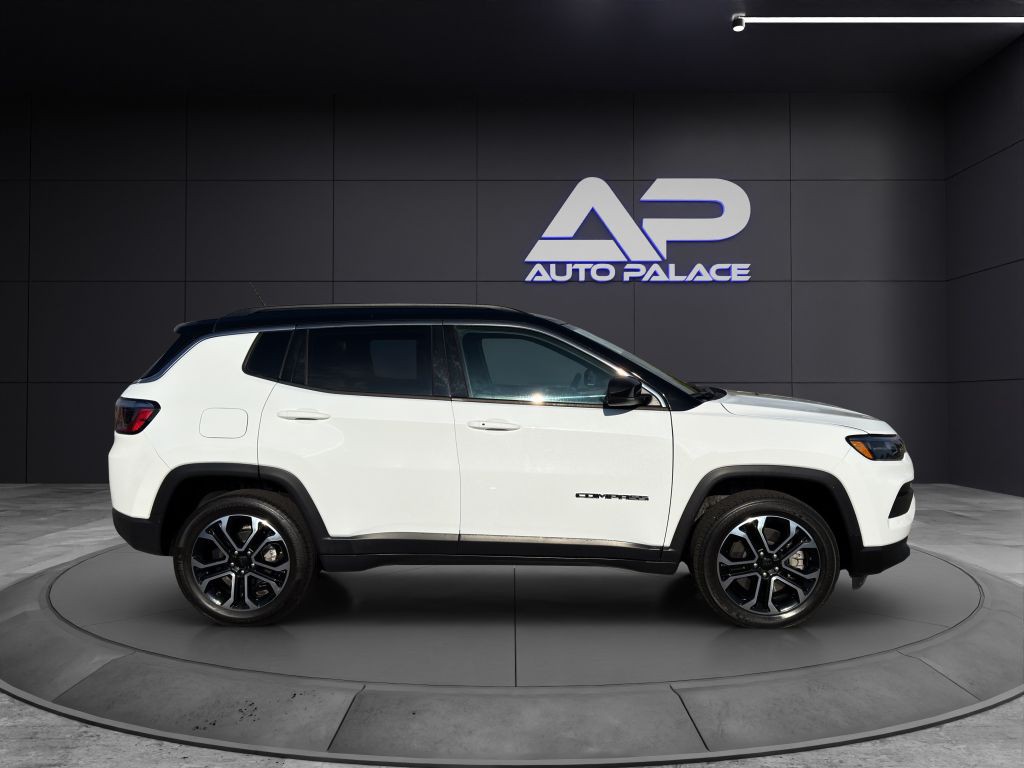 2023 Jeep Compass Image 8