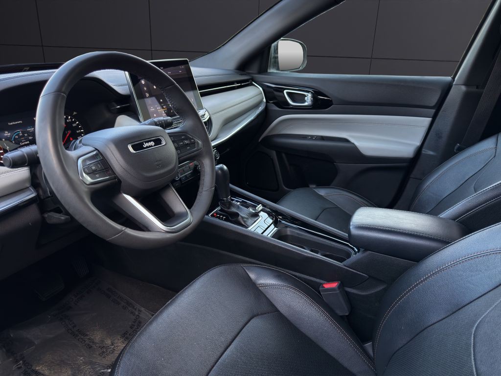 2023 Jeep Compass Image 12