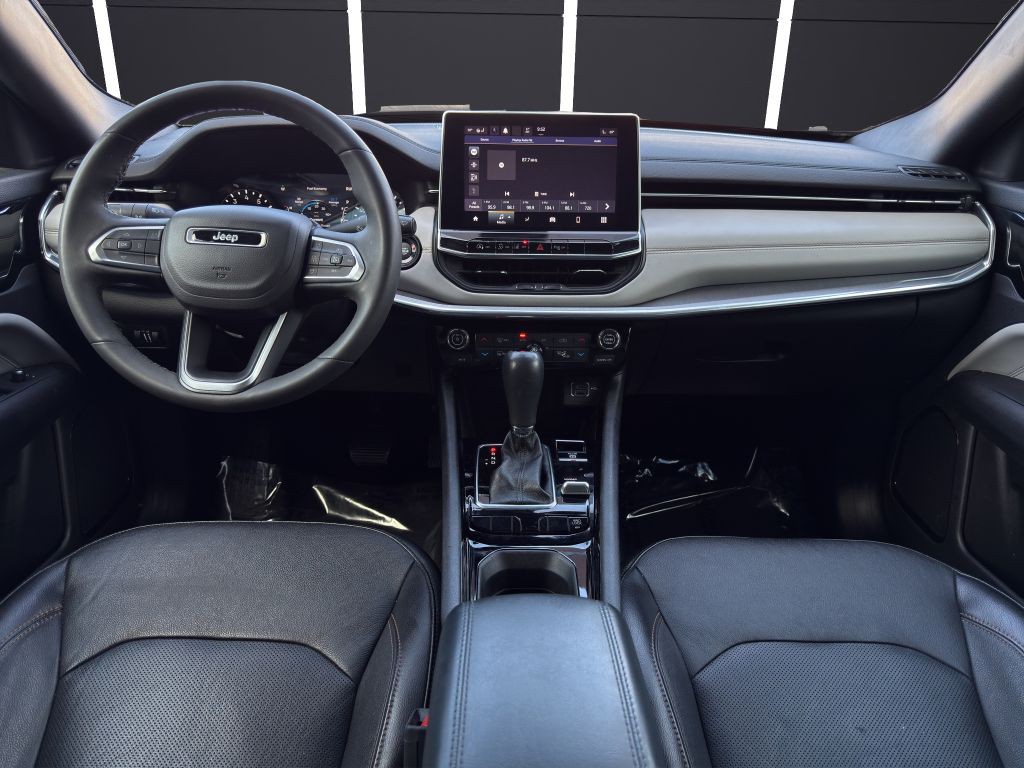 2023 Jeep Compass Image 13