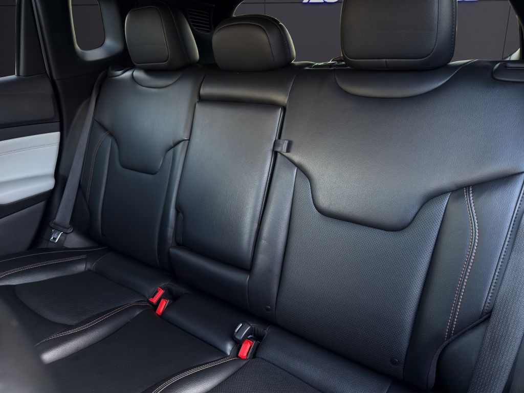 2023 Jeep Compass Image 21