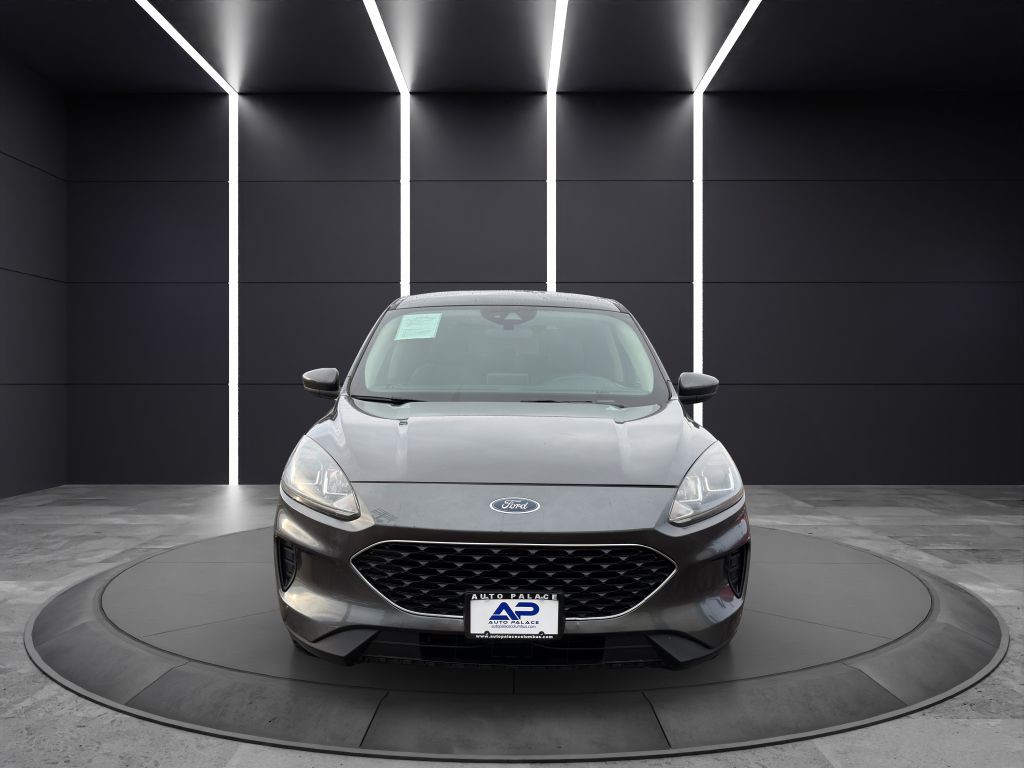 2020 Ford Escape Image 2