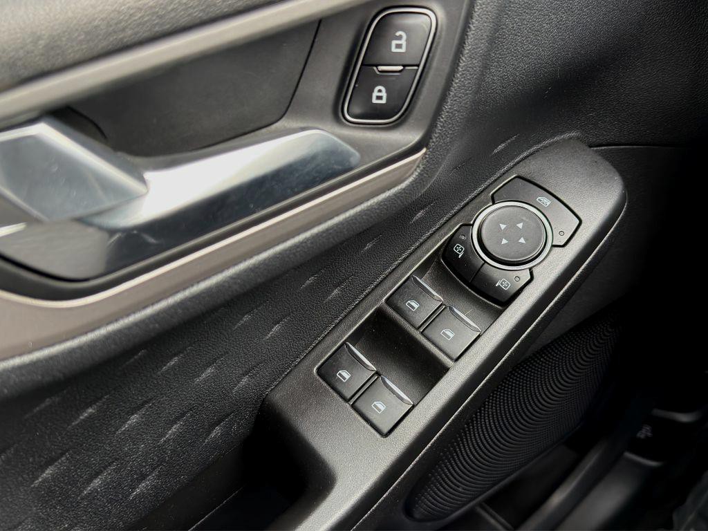 2020 Ford Escape Image 11