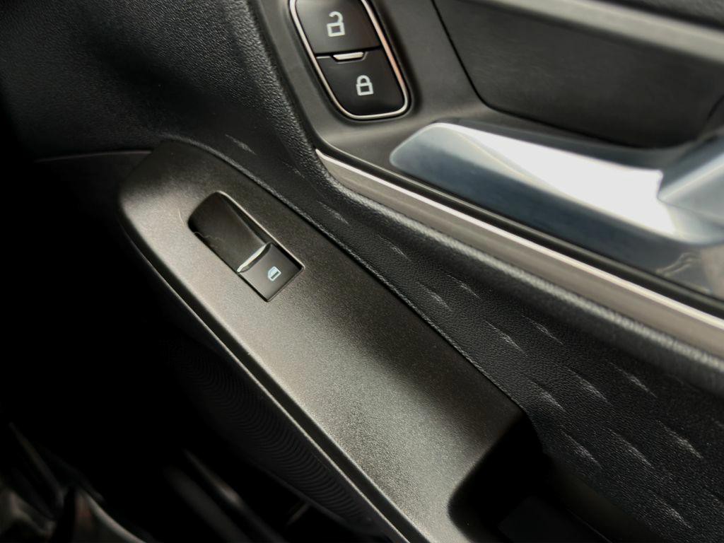 2020 Ford Escape Image 15