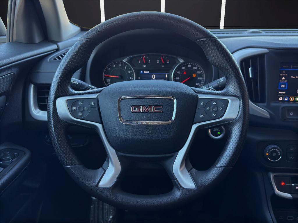 2024 GMC Terrain Image 16
