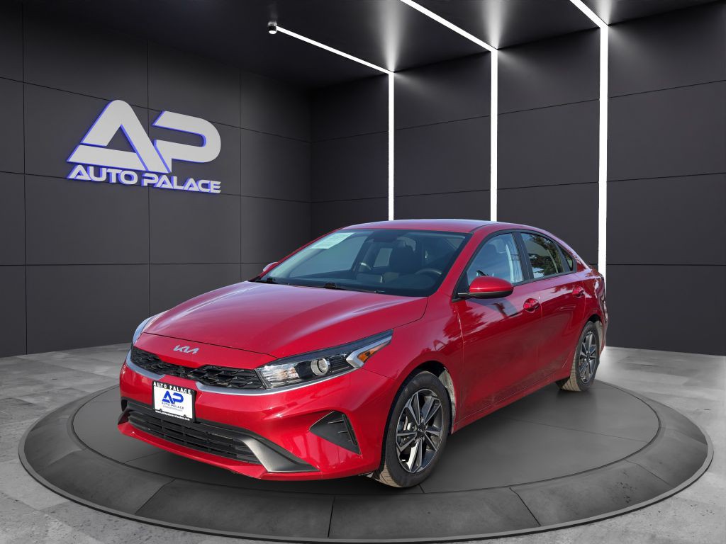 2023 Kia Forte Image 1