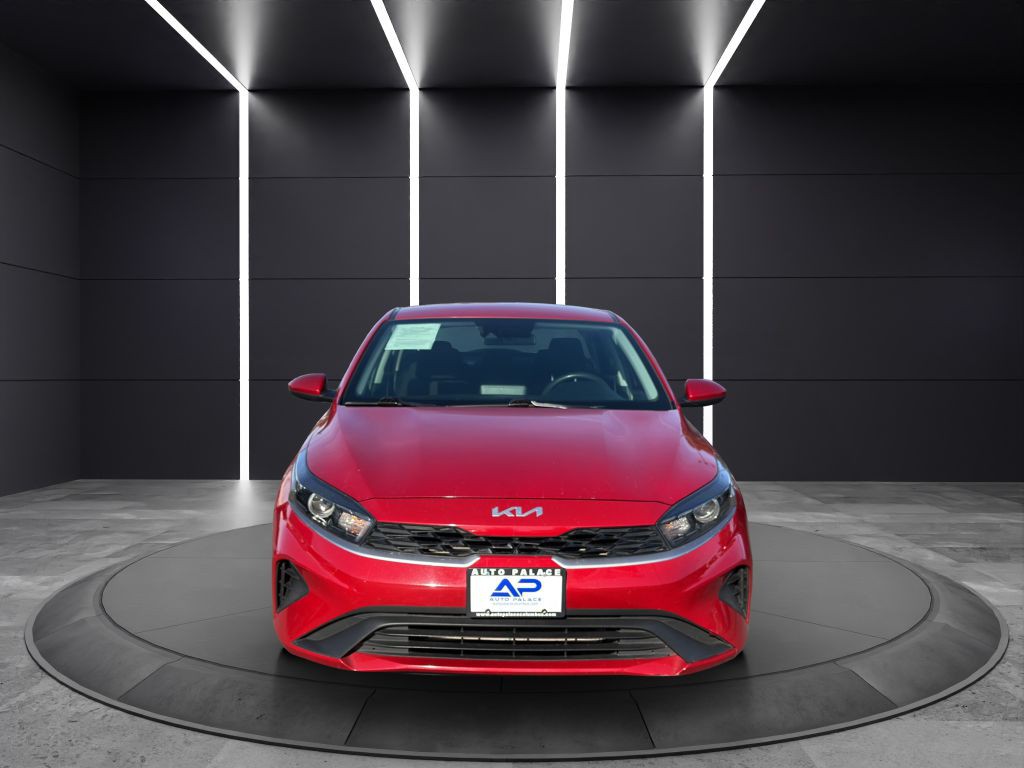 2023 Kia Forte Image 2