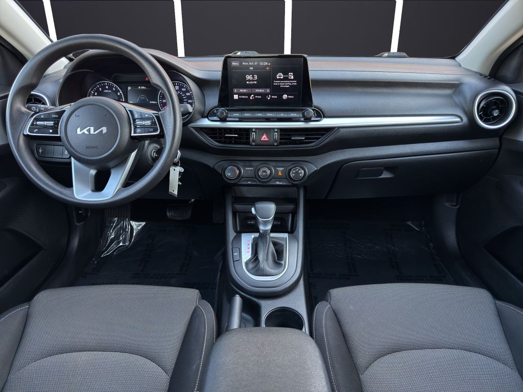 2023 Kia Forte Image 13
