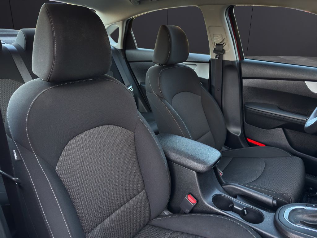 2023 Kia Forte Image 14
