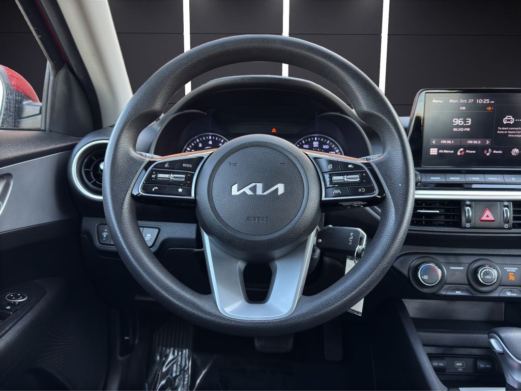 2023 Kia Forte Image 16