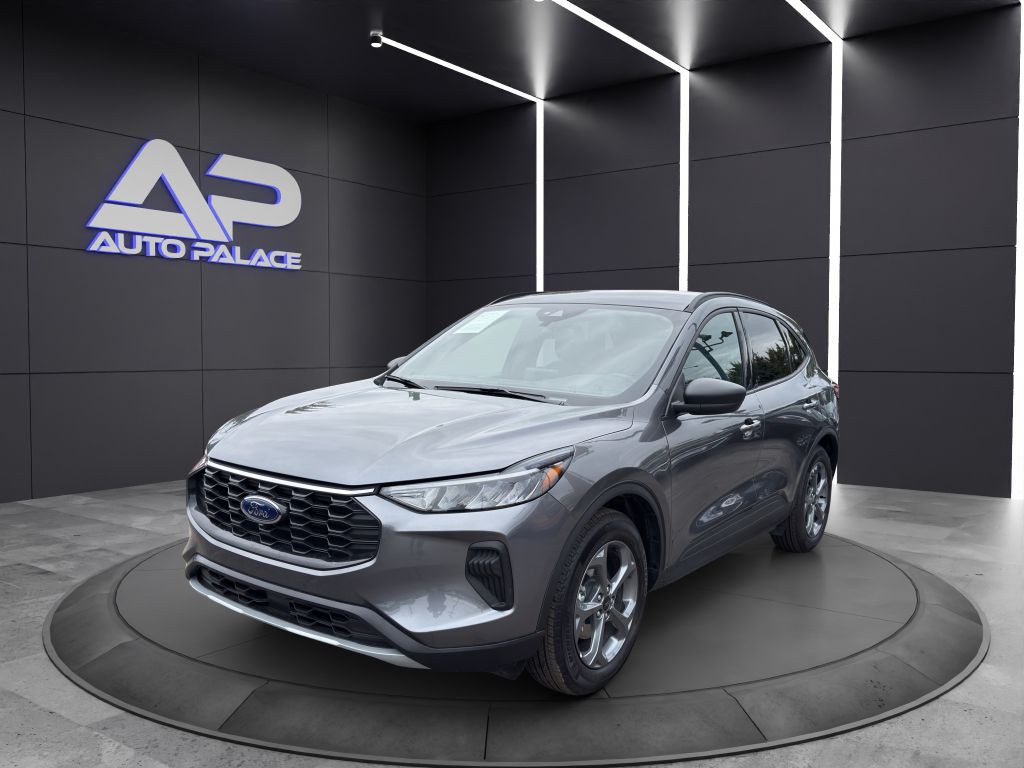 2025 Ford Escape Image 1