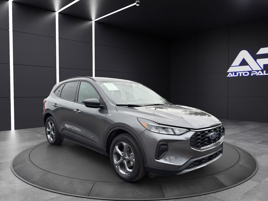 2025 Ford Escape Image 3