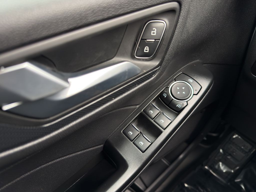 2025 Ford Escape Image 11